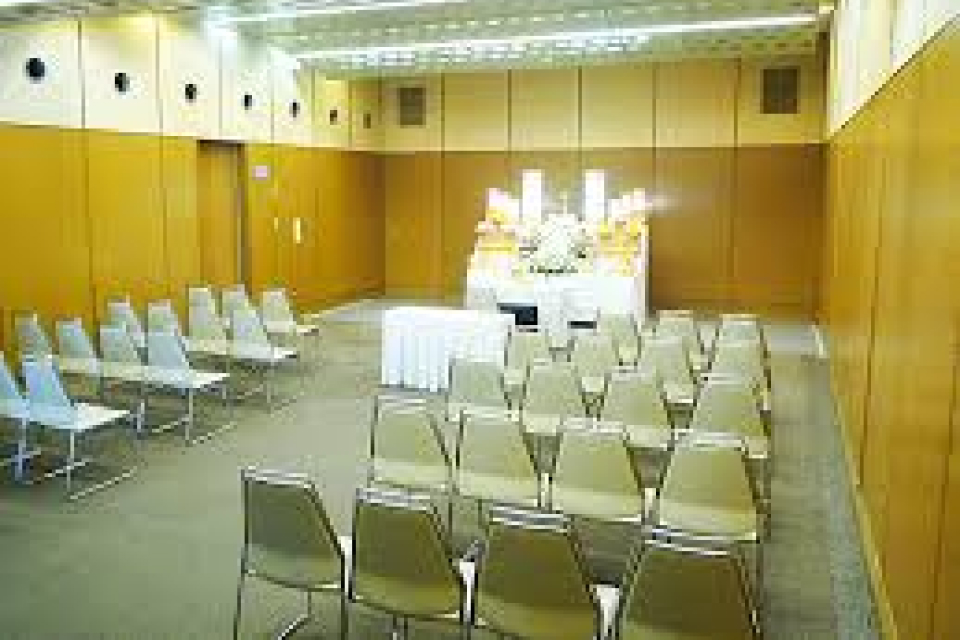 大阪市立北斎場の中式場