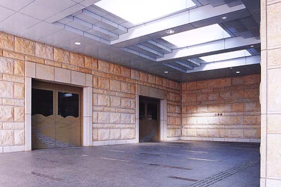 箕面市立聖苑の火葬等入口